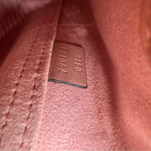 NEW Gucci Super Mini Bag With Strap - Picture 9 of 11